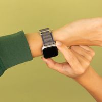 imoshion Bracelet en nylon Alpine Apple Watch Series 1 t/m 9 / SE (38/40/41 mm) | Series 10 / 11 (42 mm) - Bleu