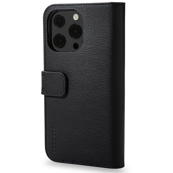 Decoded Portefeuille détachable 2 en 1 en cuir iPhone 13 Pro - Noir