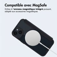 imoshion Bookcase transparente avec MagSafe Apple iPhone 15 - Noir