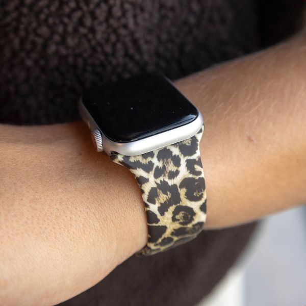 imoshion Bracelet en silicone⁺ Apple Watch Series 1 t/m 9 / SE (38/40/41 mm) | Series 10 / 11 (42 mm) - Leopard