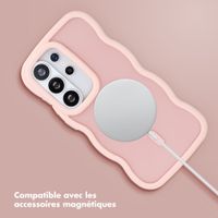 Selencia Coque arrière Wavy avec MagSafe Samsung Galaxy S26 Ultra - Soft Pink