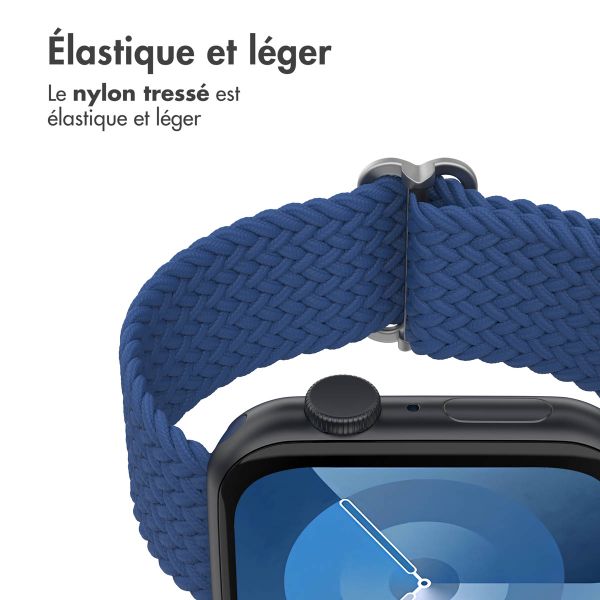 imoshion Bracelet tissé en nylon Apple Watch Series 1 á 10 / SE / Ultra (2) (44/45/46/49 mm) - Bleu Foncé