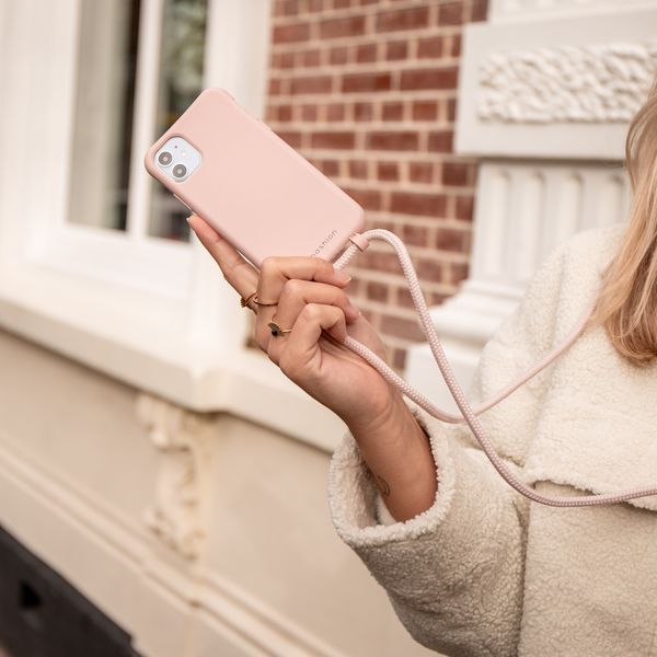 imoshion Coque de couleur avec cordon amovible Apple iPhone Xr - Rose