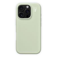 iDeal of Sweden Coque en silicone avec MagSafe Apple iPhone 16 Pro - Sage Green