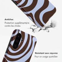 Selencia Coque arrière Vivid Samsung Galaxy A36 / A56 - Dream Swirl Chocolate