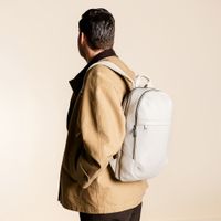 Accezz Leather Sac à dos ordinateur 16 pouces - Beige