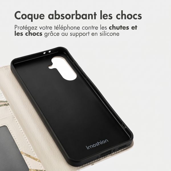 imoshion Étui de télephone portefeuille Design Samsung Galaxy A36 - Beige Graphic