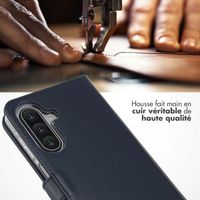 Selencia Étui portefeuille en cuir véritable Samsung Galaxy A17 - Bleu