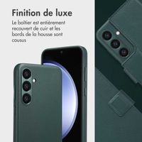 Accezz Étui de télephone portefeuille en cuir 2-en-1 avec MagSafe Samsung Galaxy S23 FE - Cedar Green