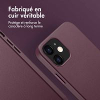 Accezz Coque arrière en cuir avec MagSafe Apple iPhone 12 (Pro) - Heath Purple