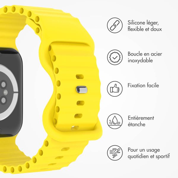 imoshion Bracelet Athletic en silicone Apple Watch Series 1 t/m 9 / SE (38/40/41 mm) | Series 10 / 11 (42 mm) - Jaune