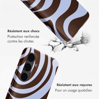 Selencia Coque arrière Vivid avec MagSafe Samsung Galaxy S24 - Dream Swirl Chocolate