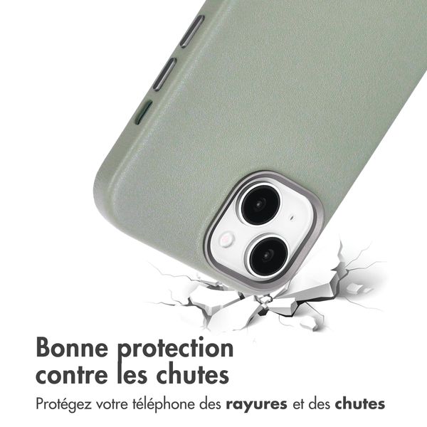 Accezz Coque arrière en cuir avec MagSafe Apple iPhone 15 - Light Grey