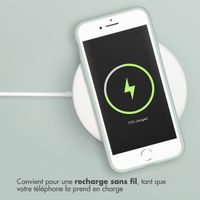 Accezz Coque Liquid Silicone Apple iPhone SE (2022 / 2020) / 8 / 7 - Sky Blue