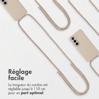 imoshion Coque arrière Color avec cordon amovible et MagSafe Samsung Galaxy S26 - Nude