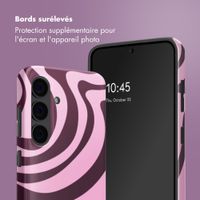 Selencia Coque arrière Vivid avec MagSafe Samsung Galaxy S24 - Wavy Swirl Pink Plum
