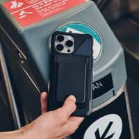 UAG Metropolis Vegan Leather Wallet MagSafe - Porte-cartes - Noir