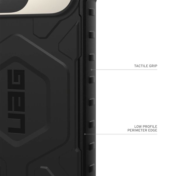 UAG Coque arrière Pathfinder Magnet Google Pixel 9 - Noir