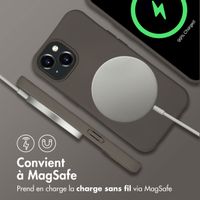 imoshion Coque arrière Color avec cordon amovible et MagSafe Apple iPhone 15 - Black Coffee