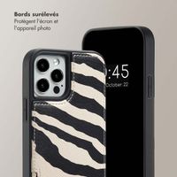 Selencia Coque de télephone Nova avec cordon et porte-cartes Apple iPhone 15 - Zazzy Zebra