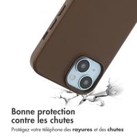 Accezz Coque arrière en cuir avec MagSafe Apple iPhone 15 - Marron café