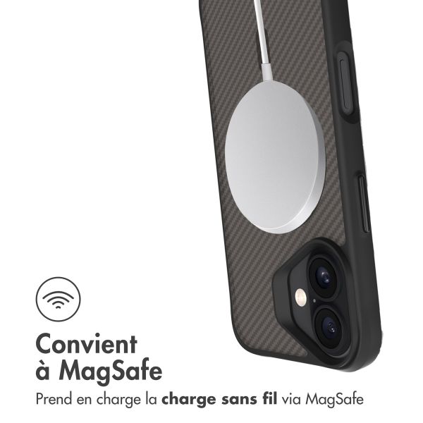 imoshion Rugged Hybrid Carbon Case avec MagSafe iPhone 16 - Noir