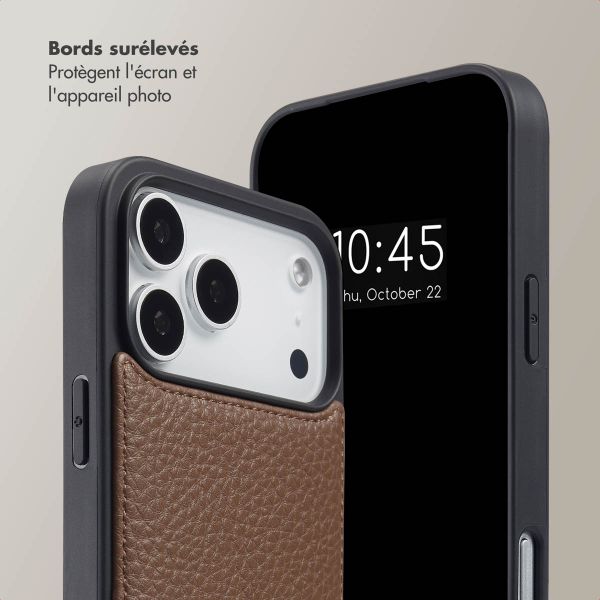 Selencia Coque de télephone Nova avec cordon et porte-cartes Apple iPhone 17 Pro - Mocha Brown
