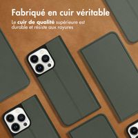 Accezz Étui de téléphone Slim Folio en cuir de qualité supérieure Apple iPhone 13 Pro - Vert