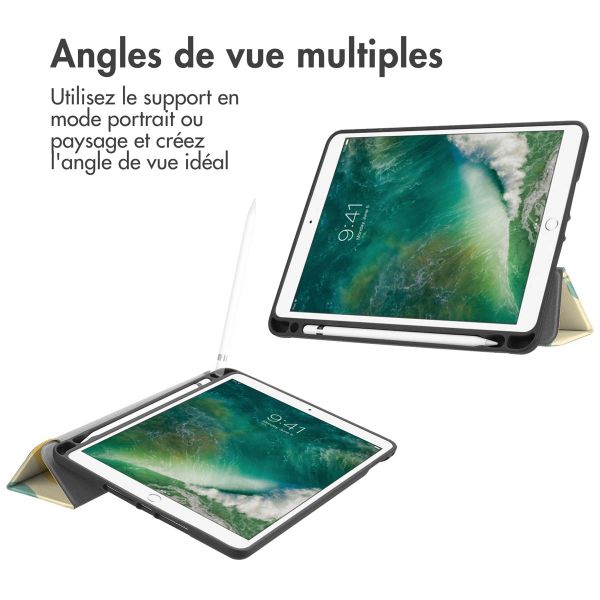imoshion Coque tablette Design Trifold Apple iPad 6 (2018) 9.7 pouces / iPad 5 (2017) 9.7 pouces / Air 2 (2014)/Air 1 (2013) - Citrus Dream