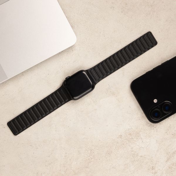 Accezz Bracelet en cuir véritable magnétique Apple Watch | 44/45/46/49 mm - Noir