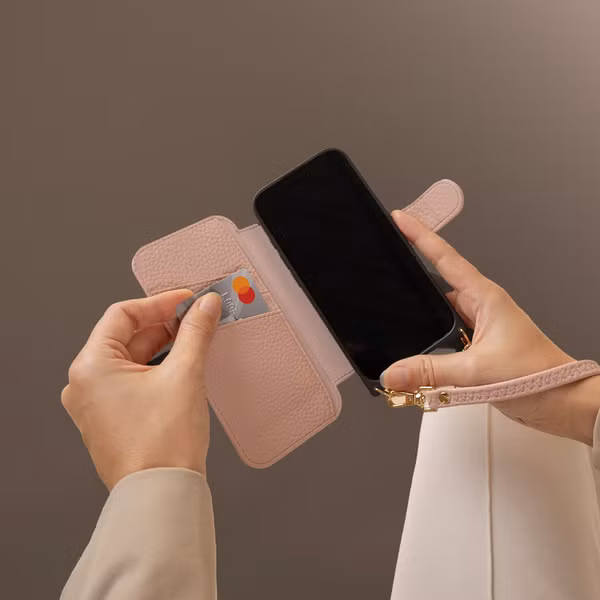 Selencia Étui Riva avec MagSafe et cordon de téléphone Samsung Galaxy S25 Ultra - Old Pink