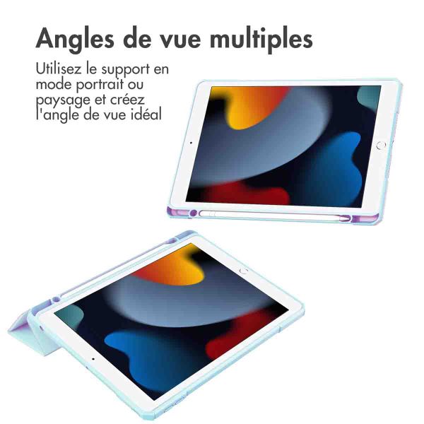 imoshion Coque tablette rigide Trifold iPad 9 (2021) 10.2 pouces / iPad 8 (2020) 10.2 pouces / iPad 7 (2019) 10.2 pouces - Bleu clair