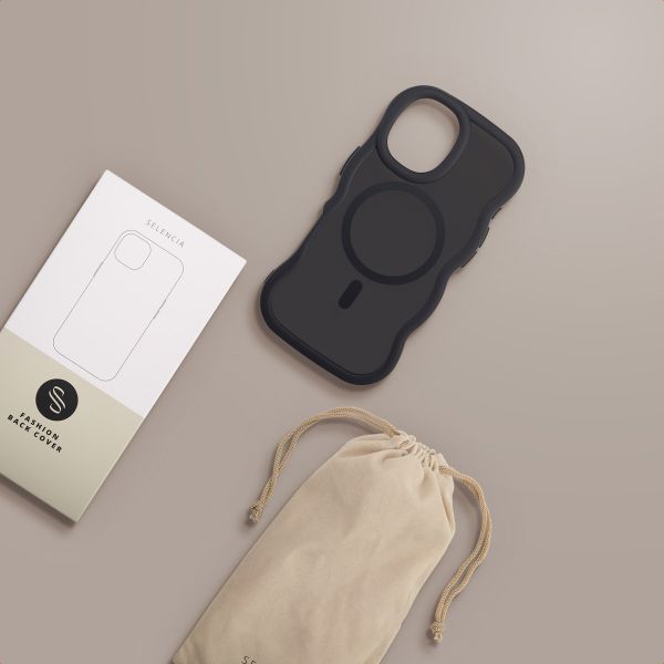 Selencia Coque arrière Wavy avec MagSafe Apple iPhone 17 - Noir