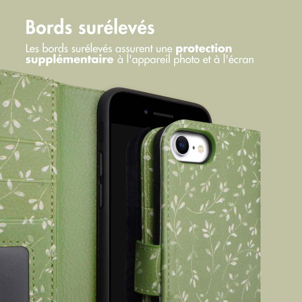 imoshion ﻿Étui de téléphone portefeuille Design iPhone SE (2022 / 2020) / 8 / 7 / 6(s) - Green Flowers