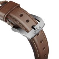 Nomad Bracelet en cuir traditionnel Apple Watch Series 1 á 10 / SE / Ultra (2) (44/45/46/49 mm) - Marron/Argent