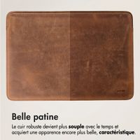 Accezz Leather Pochette ordinateur Apple MacBook 13 pouces - Cognac