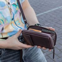 The Chesterfield Brand Pochette téléphone Malaga - Cuir véritable - Brun foncé