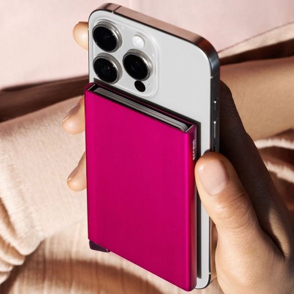 Secrid Cardprotector MagSafe - Porte-cartes - Fuchsia
