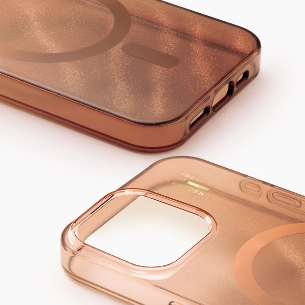 iDeal of Sweden Coque Clear MagSafe Apple iPhone 15 Pro - Mocha Mousse