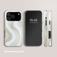 Selencia Coque arrière Vivid avec MagSafe Apple iPhone 17 Pro - Desert Waves Beige