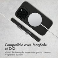 Accezz Coque Tough avec MagSafe Apple iPhone 16 Pro - Noir