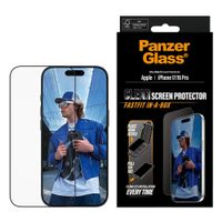 PanzerGlass Ultra Wide Fit FastFit in-a-box Protection d'écran Apple iPhone 17 / 16 Pro