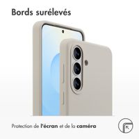 Accezz Coque Liquid Silicone avec MagSafe Samsung Galaxy S26 Plus - Stone
