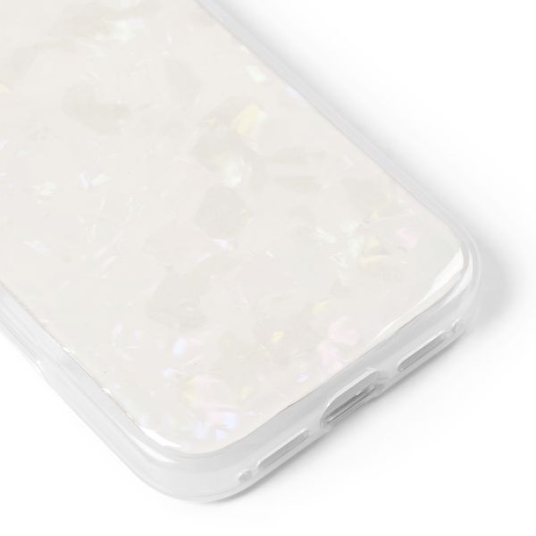 iDeal of Sweden Coque Pearlized iPhone 16 - Blanc