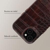 Selencia Coque arrière Croco avec MagSafe Apple iPhone 15 - Choco Brown