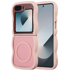 Selencia Coque arrière Wavy avec MagSafe Samsung Galaxy Z Flip 6 - Soft Pink
