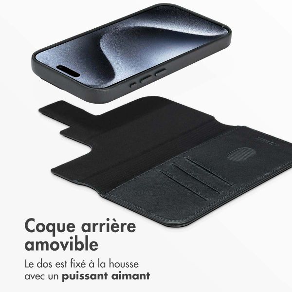 Accezz Étui de téléphone portefeuille en cuir 2-en-1 avec MagSafe iPhone 15 Pro - Onyx Black