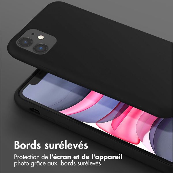 Selencia Coque silicone avec cordon amovible Apple iPhone 11 - Noir