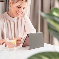 imoshion Slim Hard Sleepcover Amazon Kindle (2024) / Amazon Kindle (2022) 11th gen - Rose Dorée