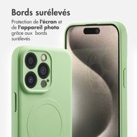 imoshion Coque Couleur avec MagSafe iPhone 15 Pro Max - Vert